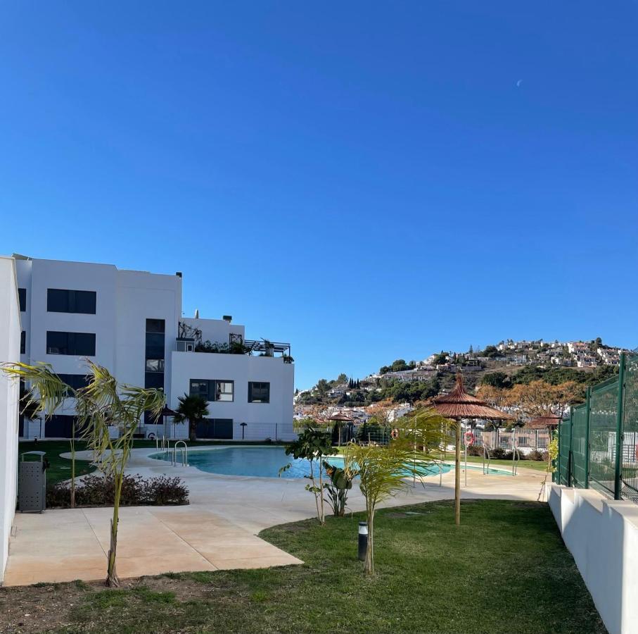 Sunny Penthouse Beach Apartment With Panoramic Views Almuñécar Zewnętrze zdjęcie