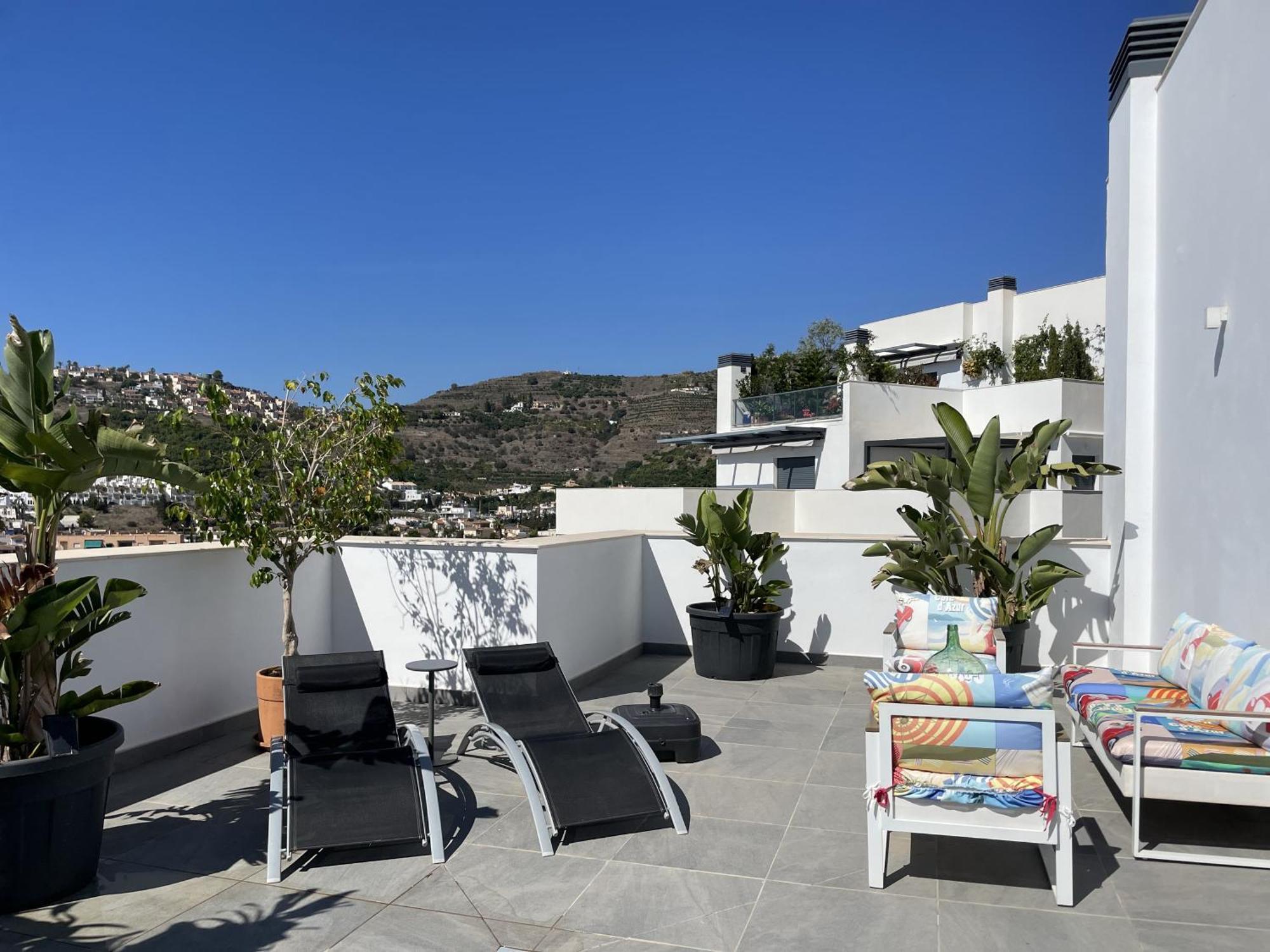 Sunny Penthouse Beach Apartment With Panoramic Views Almuñécar Zewnętrze zdjęcie